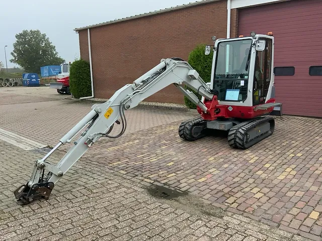 2012 takeuchi tb235 minigraafmachine - afbeelding 29 van  33