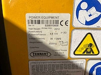 2012 tennant s20 zelfrijdende veegmachine - afbeelding 9 van  17