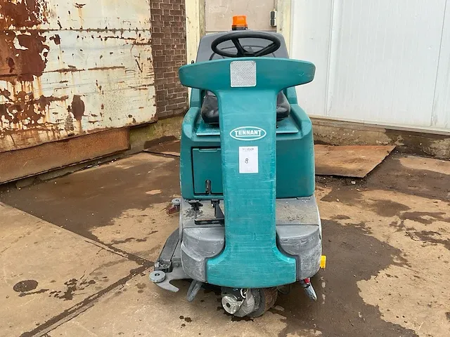 2012 tennant t7 schrob-/zuigmachine - afbeelding 3 van  9