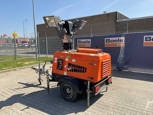 2012 tower light superlight vt1 lichtmast aggregaat aanhangwagen - afbeelding 19 van  23