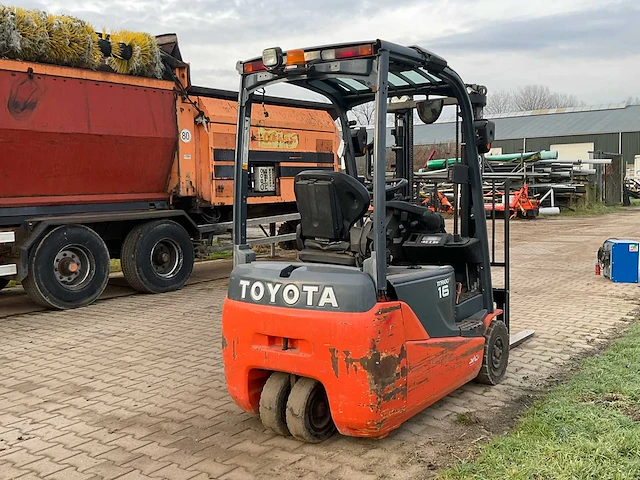 2012 toyota 8fbet16 vorkheftruck - afbeelding 9 van  14