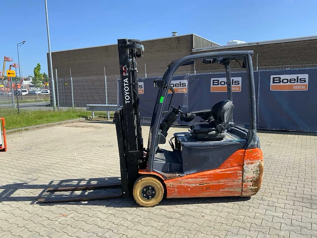 2012 toyota 8fbet16 vorkheftruck - afbeelding 17 van  23