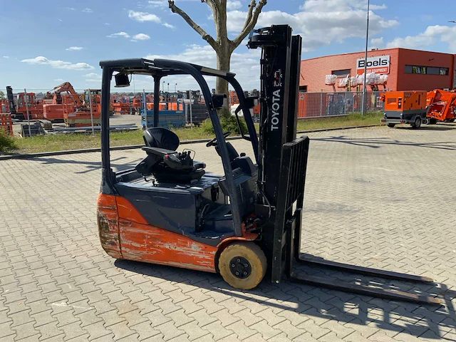 2012 toyota 8fbet16 vorkheftruck - afbeelding 20 van  23