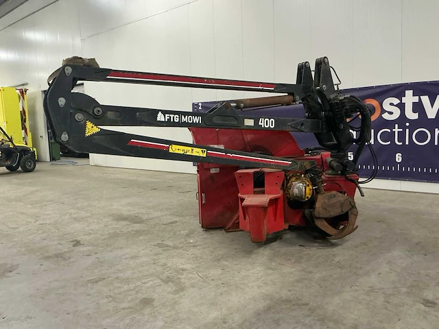 2012 ufkes greentec 1445 chipper met kraaninvoer “vredo” - afbeelding 17 van  23