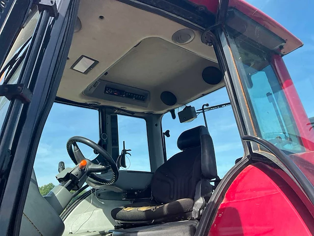 2012 valtra n142 vierwielaangedreven landbouwtractor - afbeelding 21 van  43