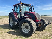 2012 valtra n142 vierwielaangedreven landbouwtractor - afbeelding 34 van  43
