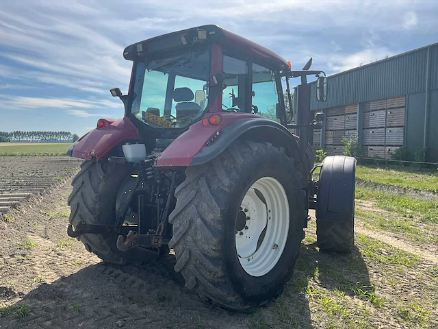 2012 valtra n142 vierwielaangedreven landbouwtractor - afbeelding 41 van  43
