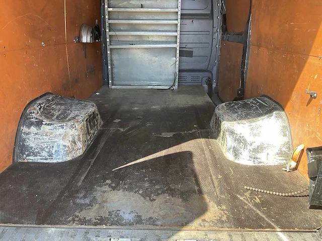 2012 volkswagen crafter bedrijfswagen - afbeelding 18 van  34