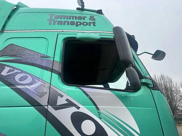 2012 volvo fh16 vrachtwagen - afbeelding 2 van  47