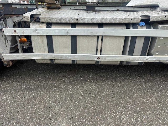 2012 volvo fh16 vrachtwagen - afbeelding 8 van  47