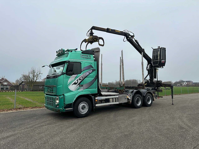 2012 volvo fh16 vrachtwagen - afbeelding 1 van  47