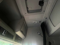 2012 volvo fh16 vrachtwagen - afbeelding 28 van  47