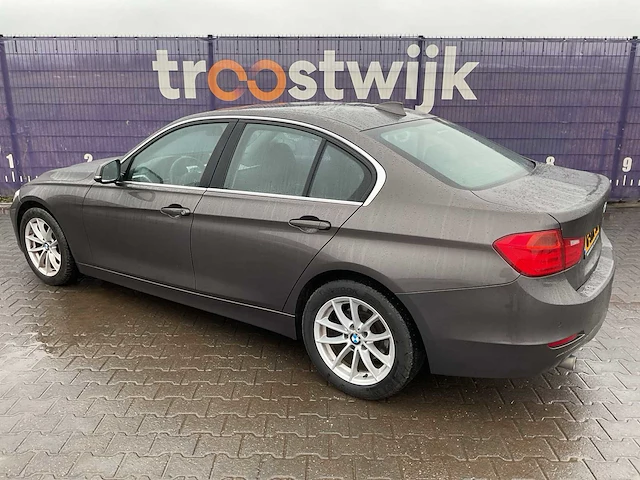 2013 - bmw - 3-serie - 316d executive - personenauto - afbeelding 9 van  14