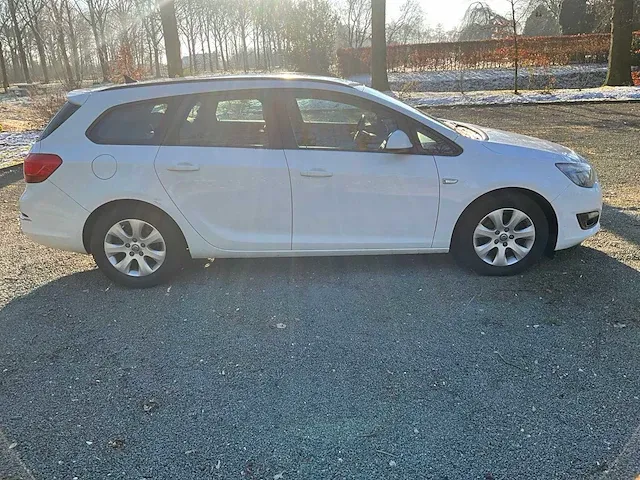 2013 - opel - astra sports tourer 1.7 cdti business + - personenauto - afbeelding 19 van  24