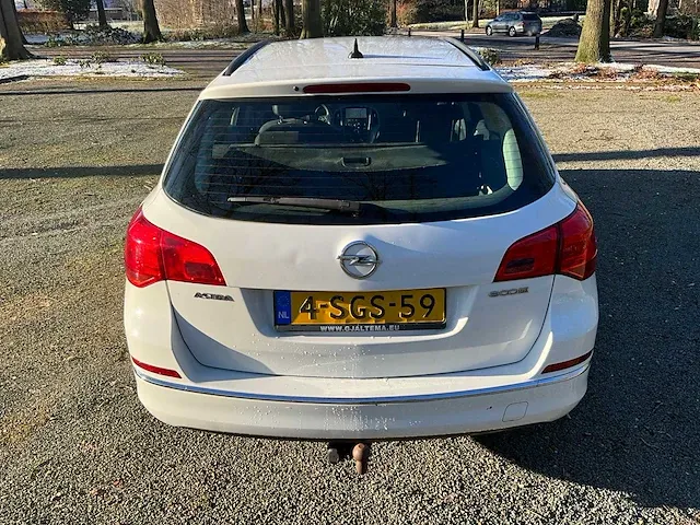 2013 - opel - astra sports tourer 1.7 cdti business + - personenauto - afbeelding 21 van  24