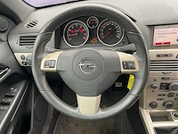 2013 - opel - astra twintop - 1.8 enjoy - personenauto - afbeelding 11 van  13