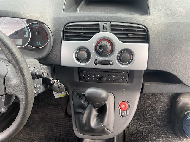 2013 - renault - kangoo express - z.e. - bedrijfswagen - afbeelding 2 van  15