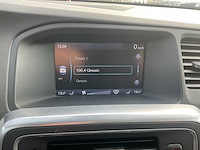 2013 - volvo - v60 - 2.4 d6 awd pl.i.pu.l - personenauto - afbeelding 5 van  28