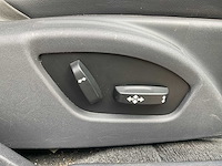 2013 - volvo - v60 - 2.4 d6 awd pl.i.pu.l - personenauto - afbeelding 16 van  28