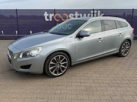2013 - volvo - v60 - 2.4 d6 awd pl.i.pu.l - personenauto