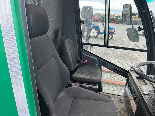 2013 aebi schmidt fmh2500 zelfrijdende veegmachine - afbeelding 17 van  21