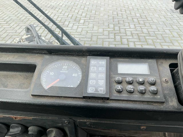 2013 aebi schmidt fmh2500 zelfrijdende veegmachine - afbeelding 20 van  21