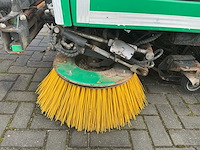 2013 aebi schmidt fmh2500 zelfrijdende veegmachine - afbeelding 4 van  21