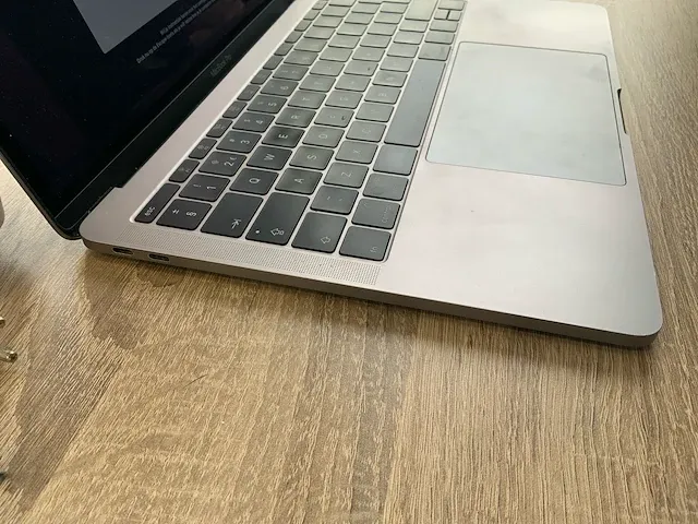 2013 apple macbook pro 13" a1708 laptop - afbeelding 5 van  8
