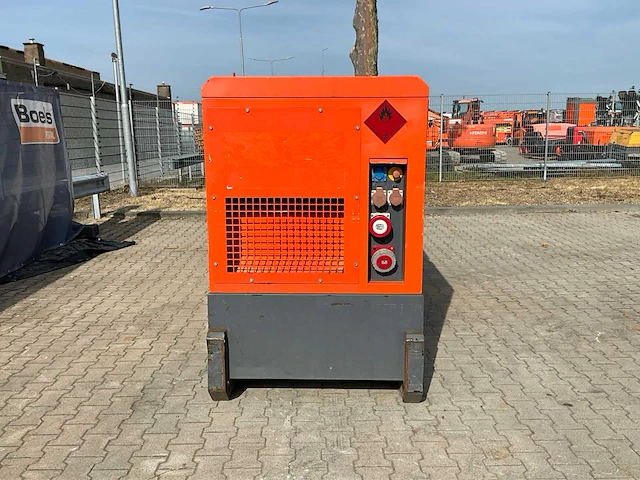 2013 atlas copco qas 100 stroom aggregaat - afbeelding 4 van  26