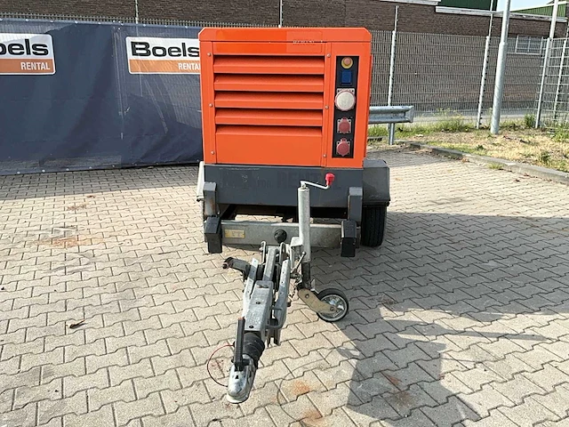 2013 atlas copco qas 40 stroom aggregaat aanhangwagen - afbeelding 8 van  15
