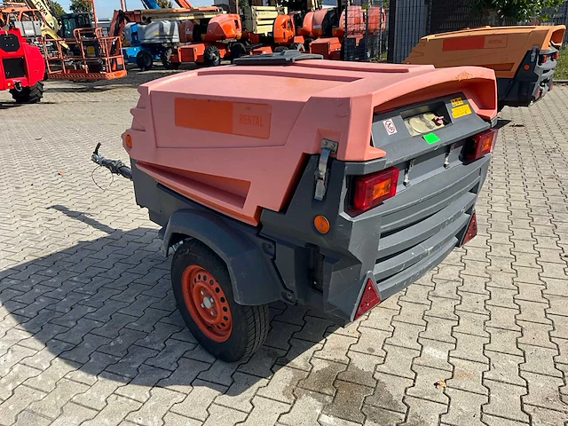 2013 atlas copco xas47 compressor aanhangwagen - afbeelding 12 van  19