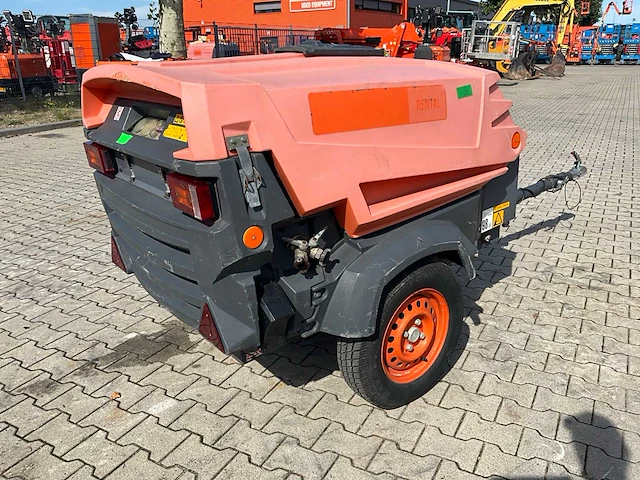 2013 atlas copco xas47 compressor aanhangwagen - afbeelding 13 van  19