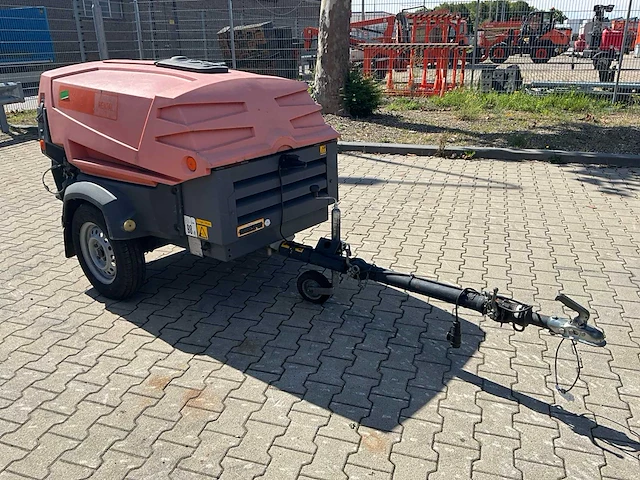 2013 atlas copco xas47 compressor aanhangwagen - afbeelding 15 van  20