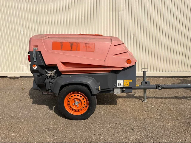 2013 atlas copco xas47 mobiele luchtcompressor - afbeelding 13 van  17