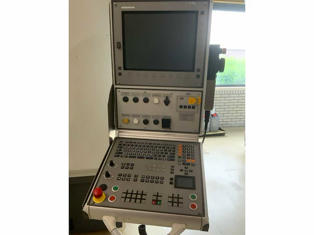 2013 axa vcc720 cnc bewerkingscentrum - afbeelding 21 van  22