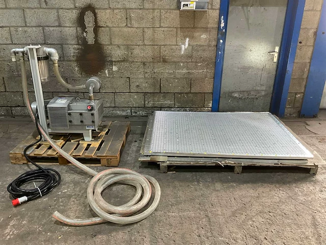 2013 becker kvt3100 vacuümpomp v.v. aluminum vacuümbed 182x136cm - afbeelding 1 van  9
