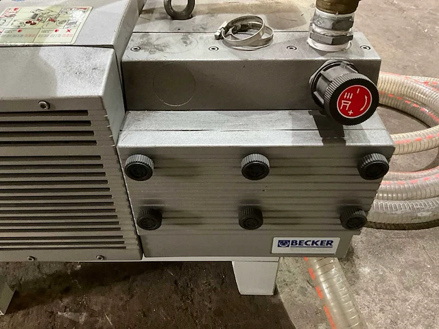 2013 becker kvt3100 vacuümpomp v.v. aluminum vacuümbed 182x136cm - afbeelding 6 van  9