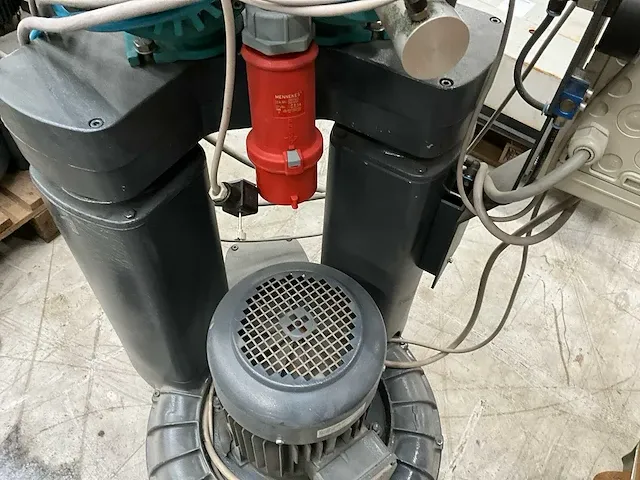 2013 becker sv 5.690/2-510 vacuümpomp - afbeelding 4 van  5