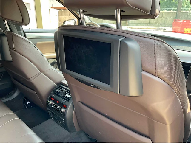 2013 bmw 5-serie touring m550xd personenauto - afbeelding 37 van  72