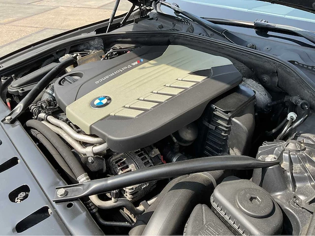 2013 bmw 5-serie touring m550xd personenauto - afbeelding 54 van  72