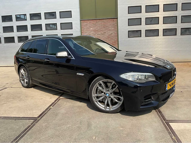 2013 bmw 5-serie touring m550xd personenauto - afbeelding 71 van  72