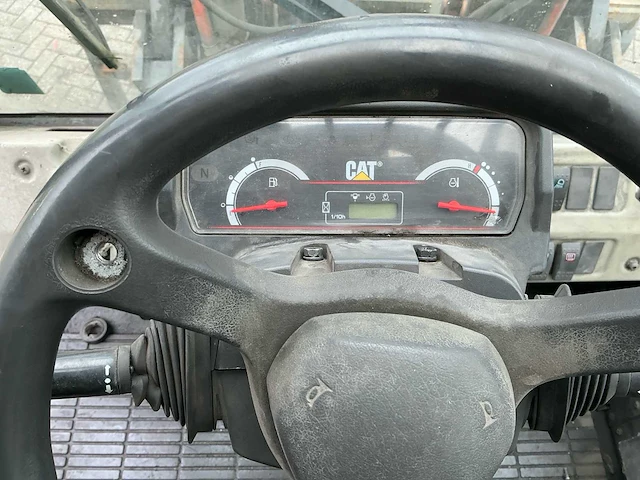 2013 caterpillar dp80n vorkheftruck - afbeelding 17 van  26