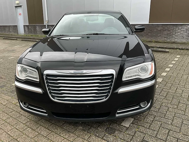 2013 chrysler 300 c personenauto - afbeelding 12 van  27
