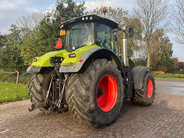 2013 claas axion 950 c-matic vierwielaangedreven landbouwtractor - afbeelding 17 van  49