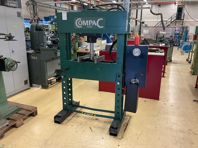 2013 compac ep40-d g5 hydraulische pers - afbeelding 1 van  19