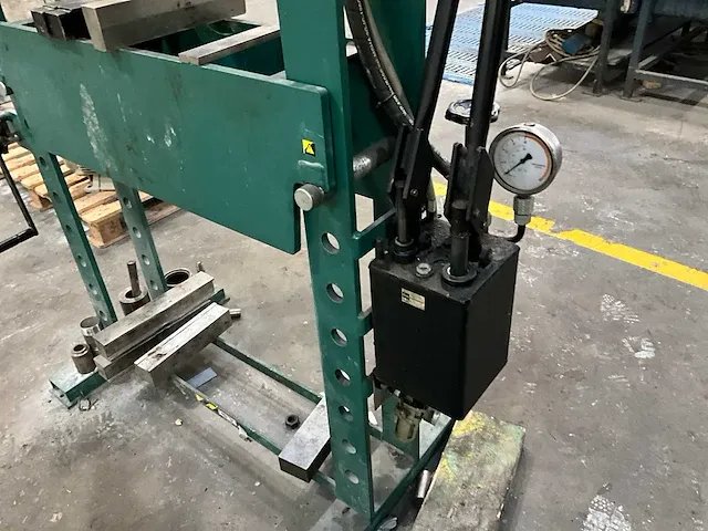 2013 compac hp40 g1 garagepers - afbeelding 6 van  8