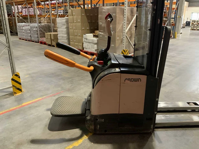 2013 crown et4000 1.2tf stapelaar - afbeelding 14 van  15