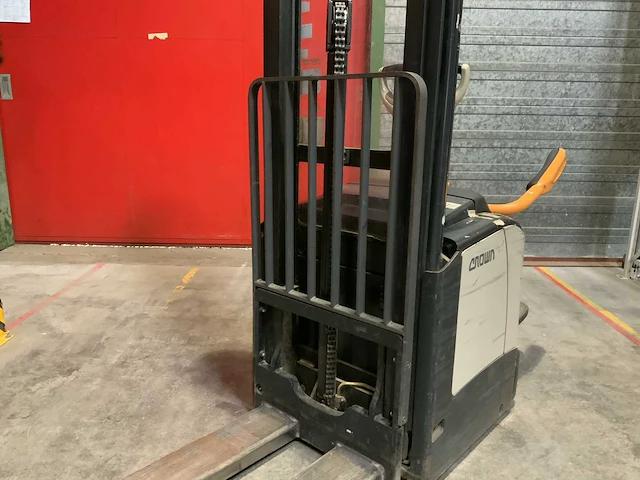 2013 crown et4000 1.2tf stapelaar - afbeelding 9 van  15