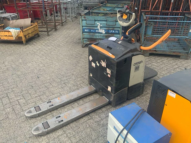 2013 crown wt-3040 stapelaar - afbeelding 12 van  24