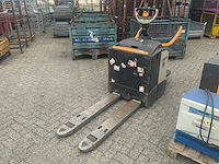 2013 crown wt-3040 stapelaar - afbeelding 20 van  24